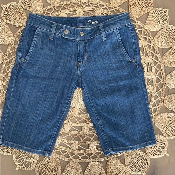Furst Pants - Bermuda Jean Shorts